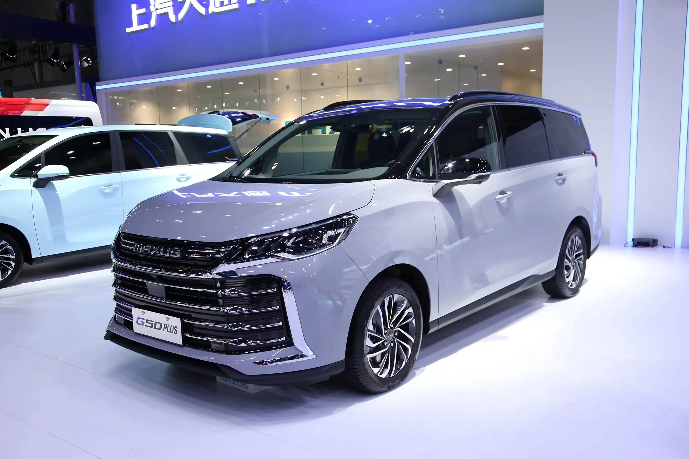 成都秦PLUS最高降0.60万 最低仅售7.68万