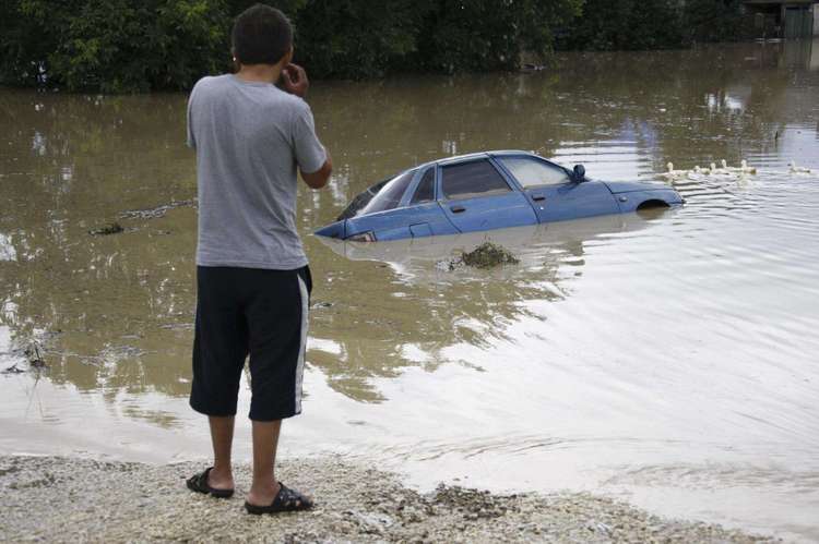 那些被暴雨淹过的“泡水车”究竟去了哪？