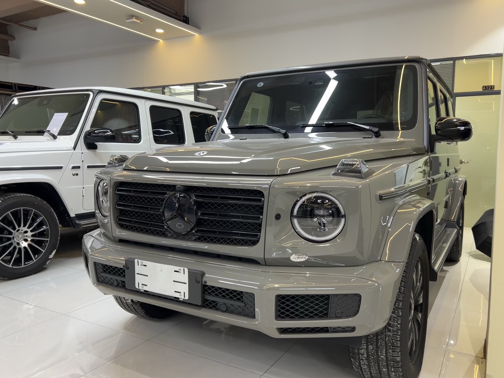 2024款奔驰G550现车到店色全优惠促销10万 售全国