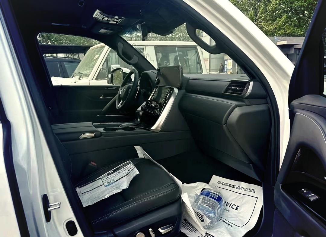 2024款雷克萨斯lx600国六全国上牌现车 实用性能SUV