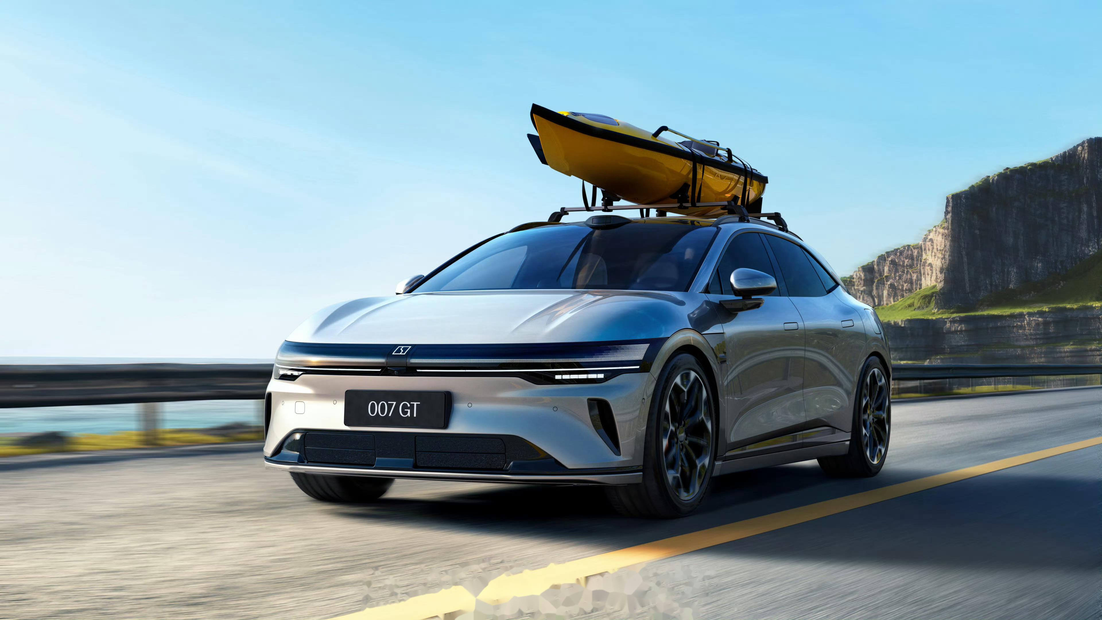 极氪007GT第1万台下线交付 售价20.29万元起