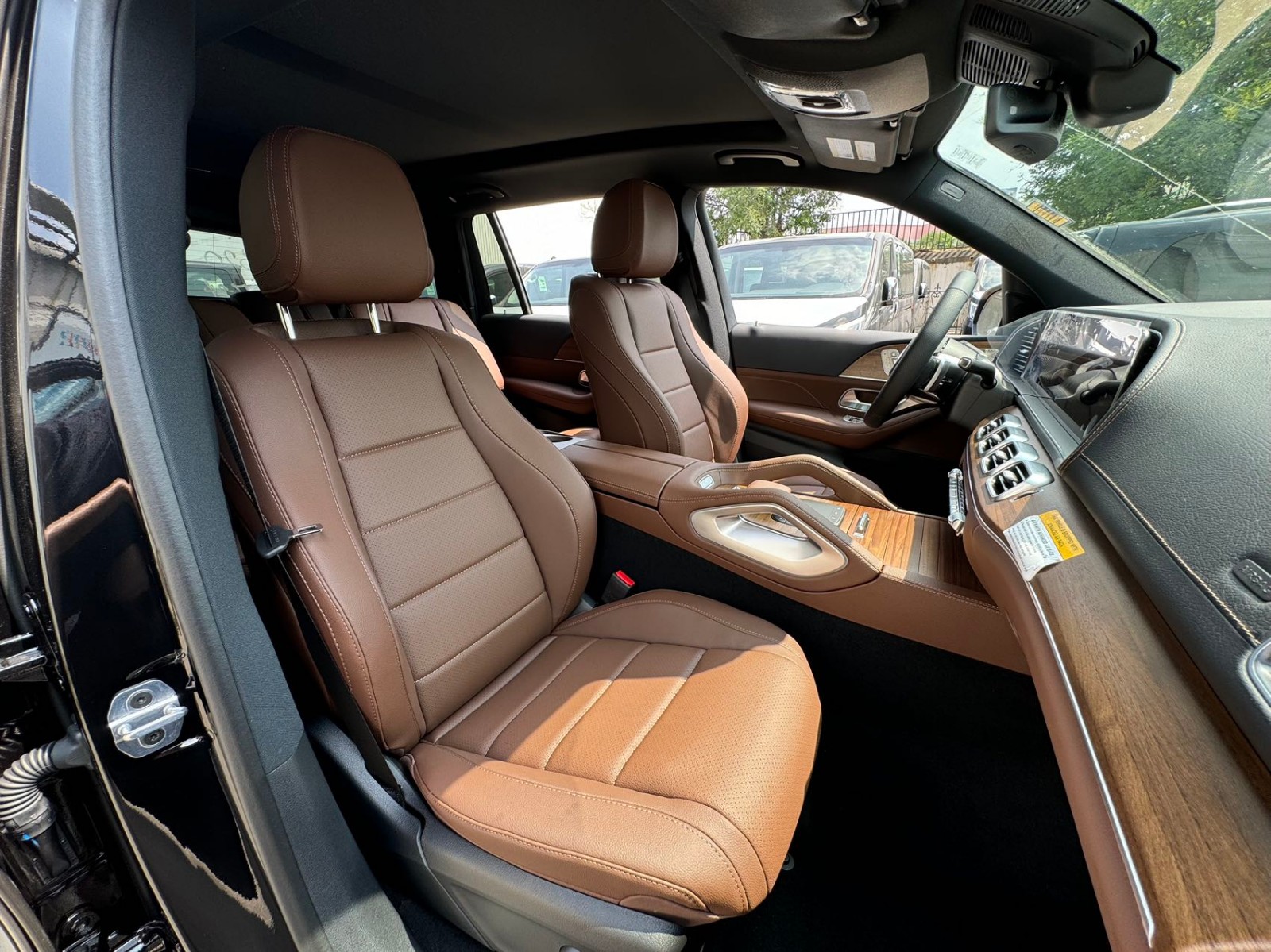2024款美版奔驰GLS450现车低报价 性能SUV 性价比高
