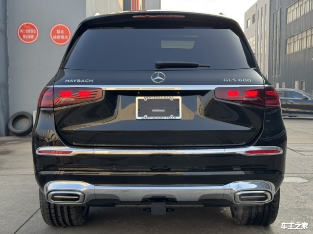 平行进口奔驰迈巴赫GLS级墨版售价212万起 欢迎试乘试驾