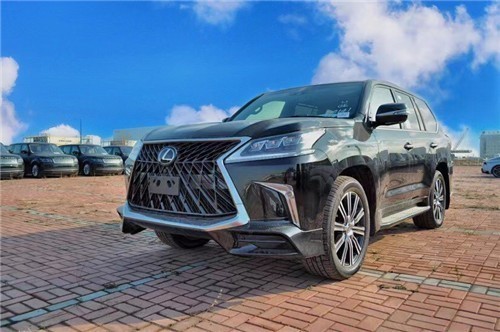 2024款四座雷克萨斯LX600性能强悍报价 动力十足