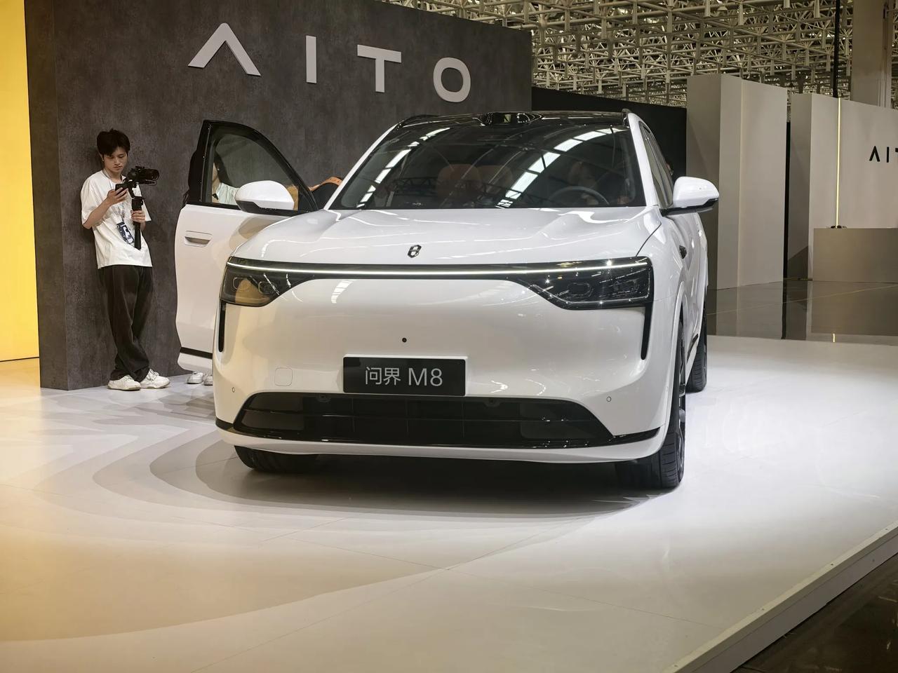 问界M8纯电版预售37.8万起 将于8月正式上市