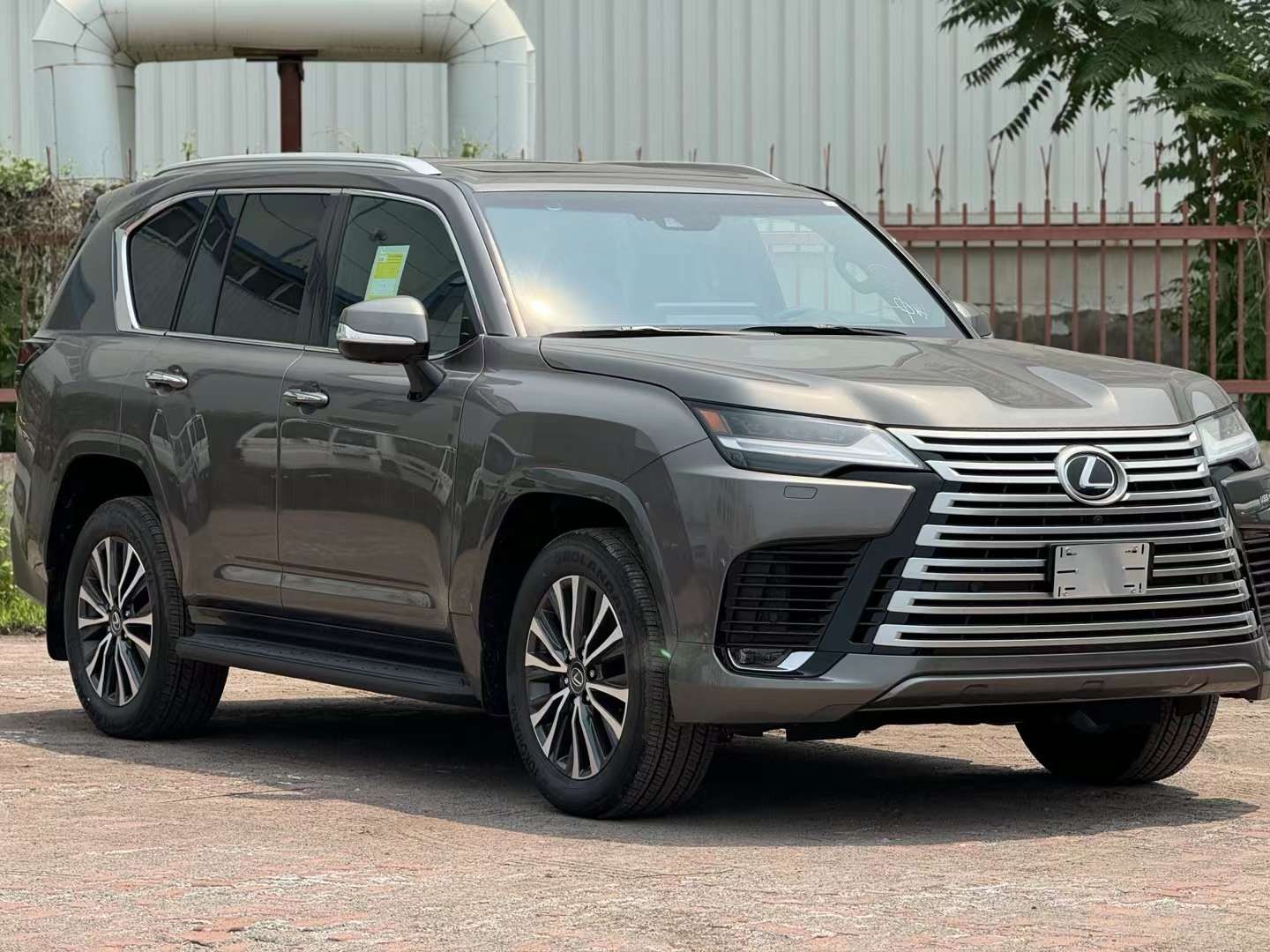 2024款雷克萨斯LX570参数解析 提车价格怎么样