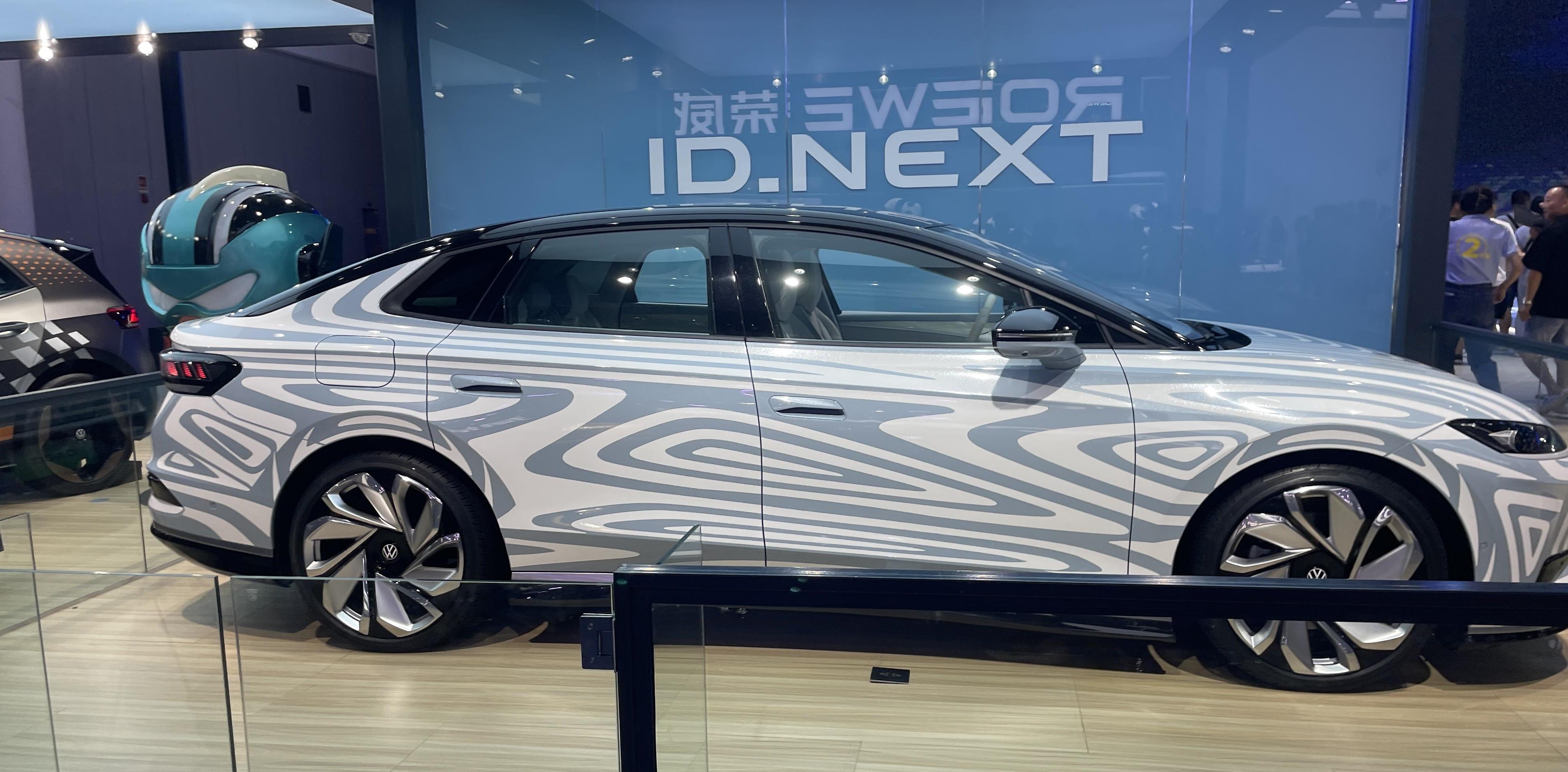 首款全时互联纯电全尺寸SUV ID. EVO概念车成都车展首秀