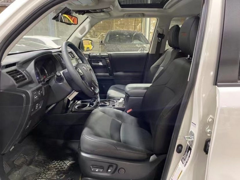 成都超霸加版最高降3.5万 最低仅售66万