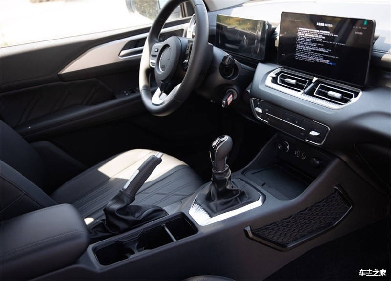 成都金刚炮4S店售价7.78万起 优惠高达1.20万