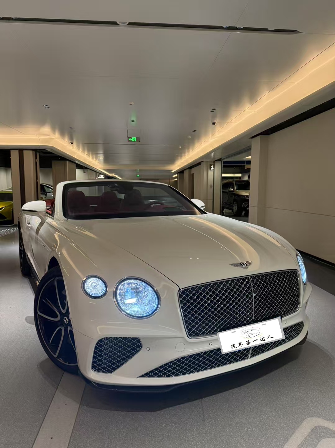 宾利欧陆欧版促销260万起 直降50万