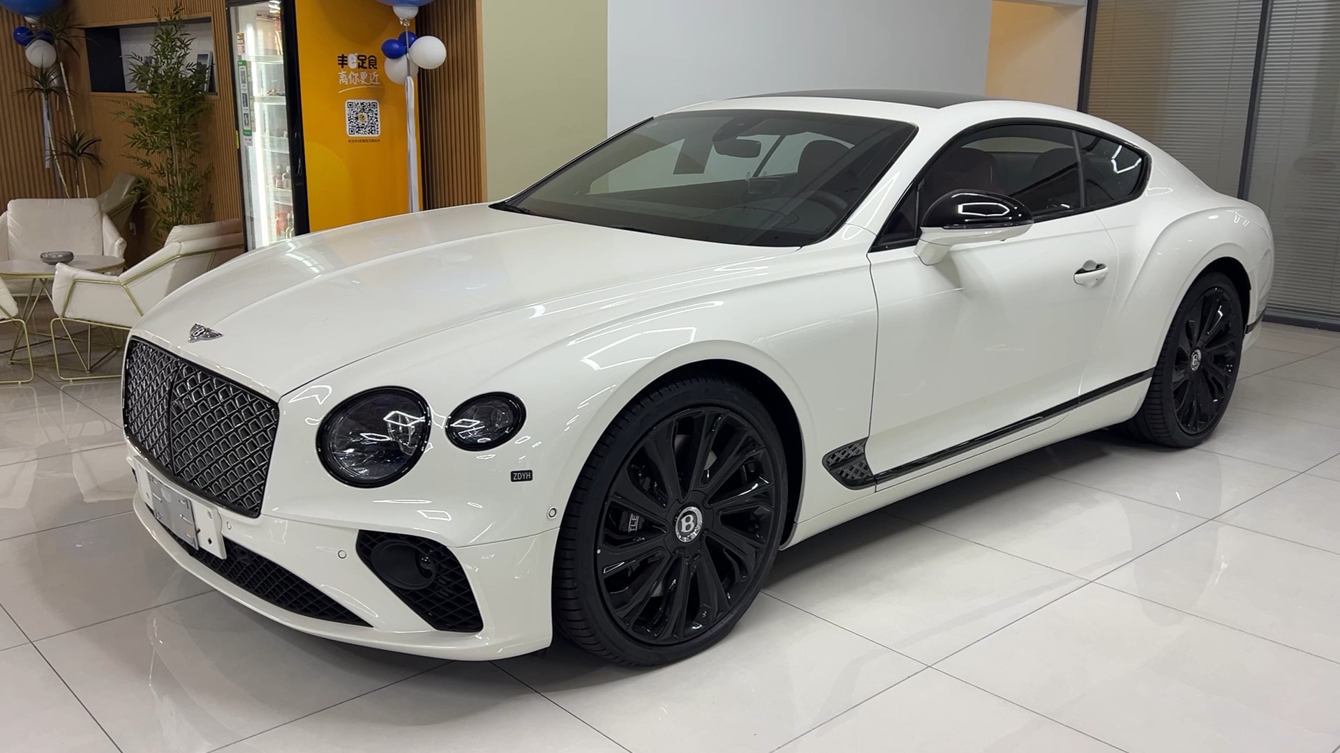 宾利欧陆欧版促销260万起 直降50万