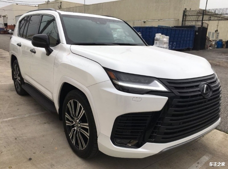 2024款雷克萨斯LX570充沛动力 港口现车降价售