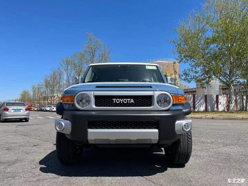 2023款中东版酷路泽FJ国六现车评测体验