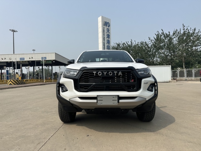 平行进口丰田海拉克斯中东版价格最低51万起 欢迎试乘试驾