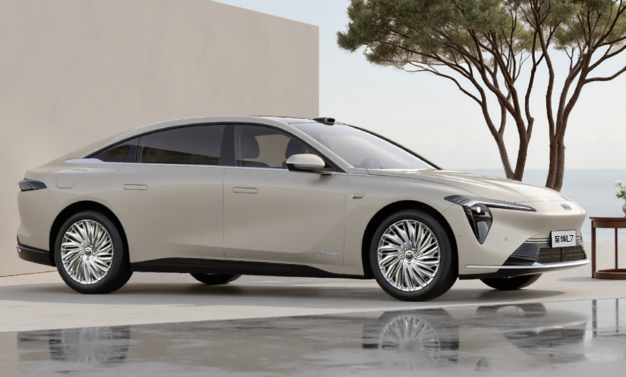 别克至境L7实车亮相 续航超1400km
