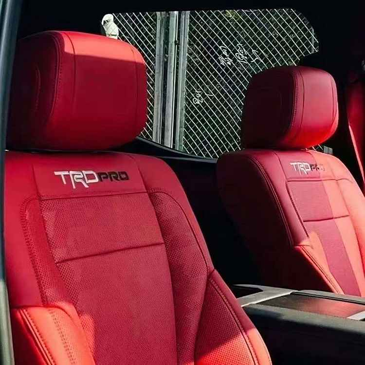 2024款丰田坦途3.5TLTD展厅现车优惠降价