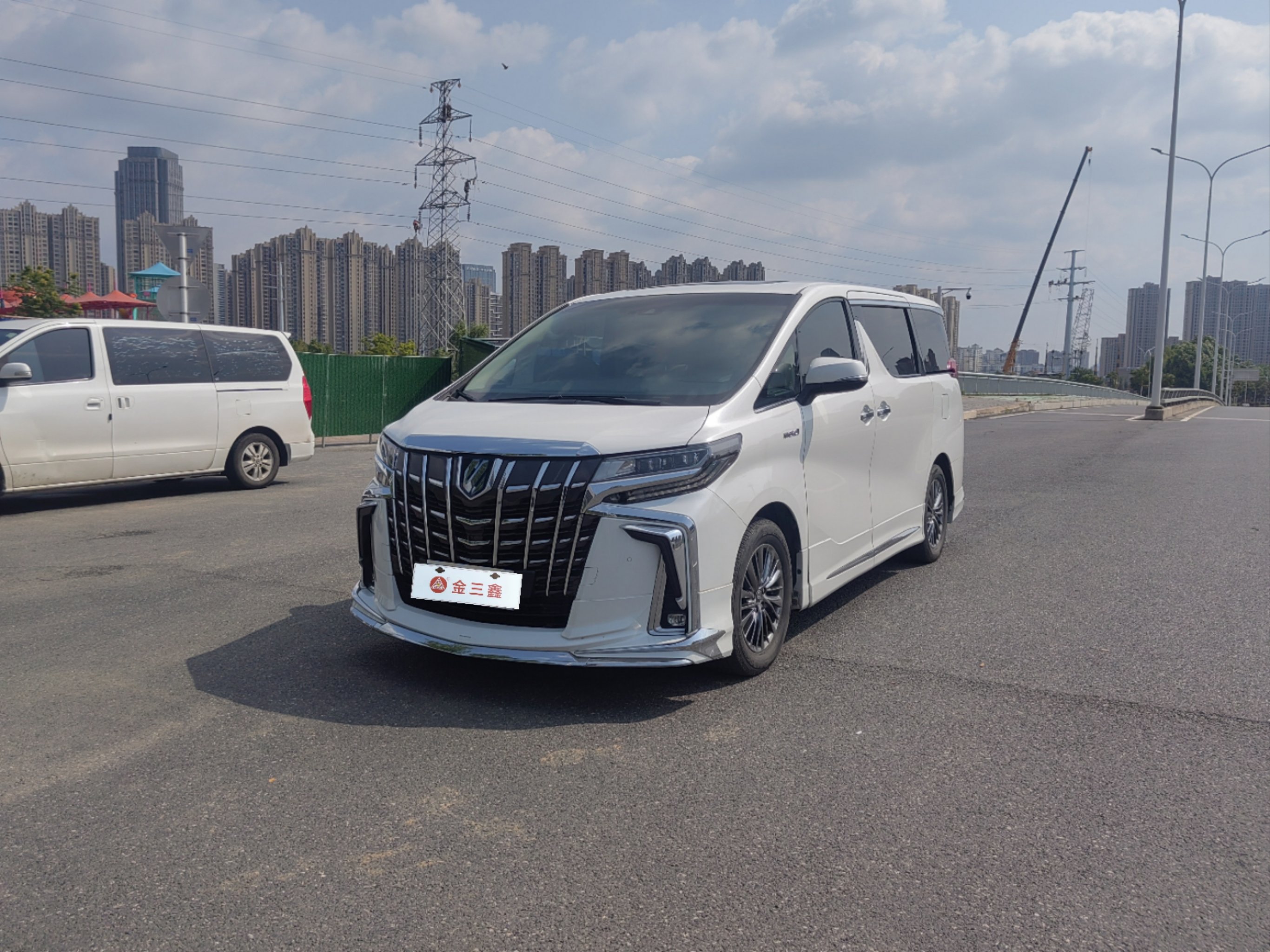 新一代埃尔法上市