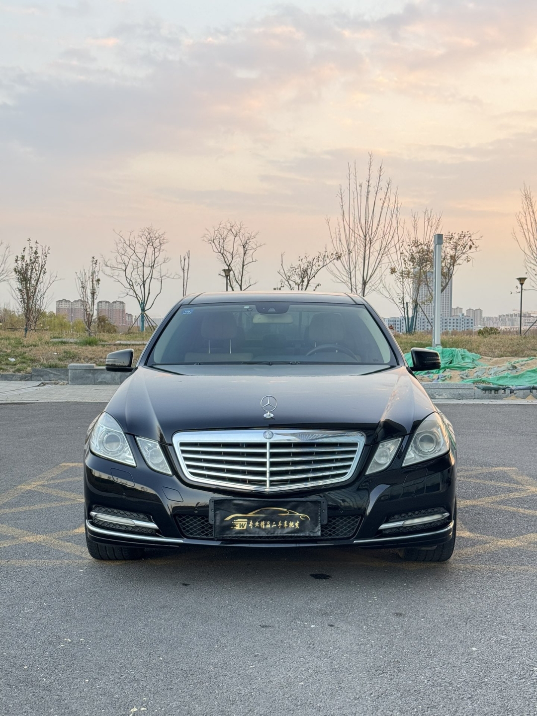 现购奔驰G级让利直降6万 欢迎到店试驾