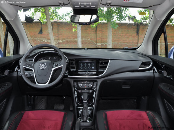 现购飞驰让利促销中 直降28万