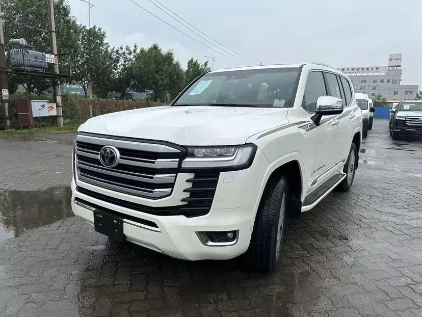 2024款丰田酷路泽3500（LC300） 国六可上牌