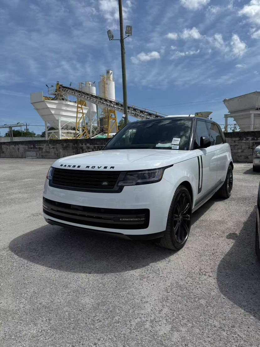 成都远卓名车揽胜行政欧版降价促销中 购车直降40万