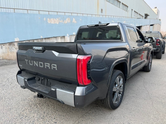 成都平行进口丰田坦途加版目前价格稳定 售价50万元起