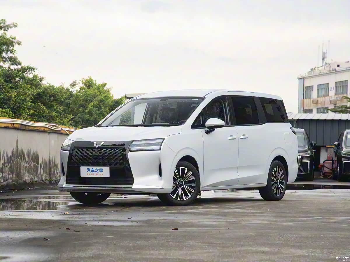 五菱星光730预售7.68万起 搭载神炼电池等配置