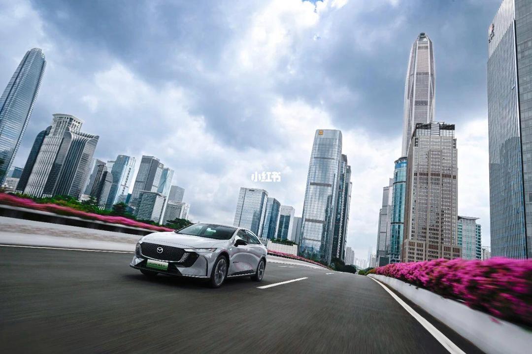 长安马自达粉丝盛典开启官降，EZ-6直降2万元