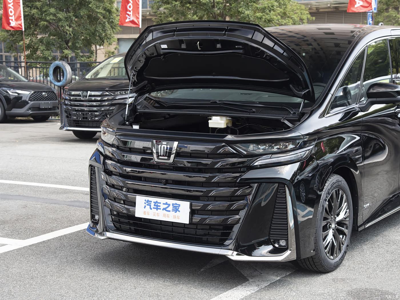 2025威尔法最新行情 售价90万元起