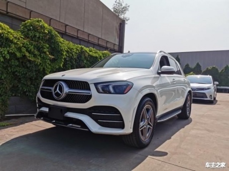 奔驰GLE美版价格最低80万起售 欢迎到店试驾