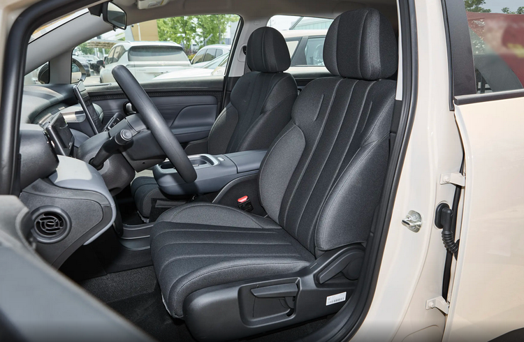 金堂AION RT报价9.98万起 暂无优惠