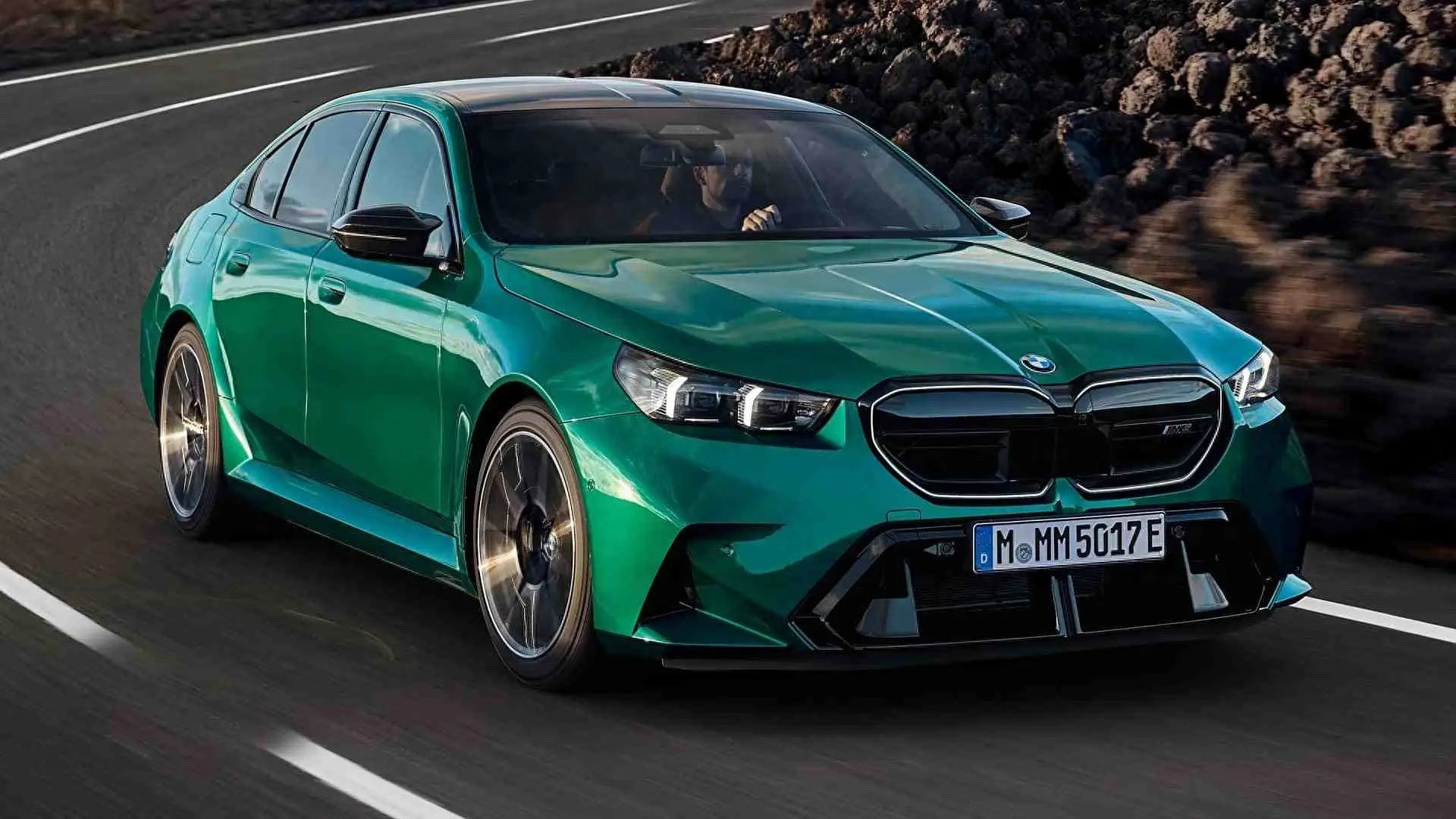 新津宝马M5新能源最低146.89万起售 暂无优惠