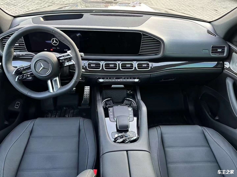 奔驰GLS亚洲版价格最低110万起售 直降19.8万