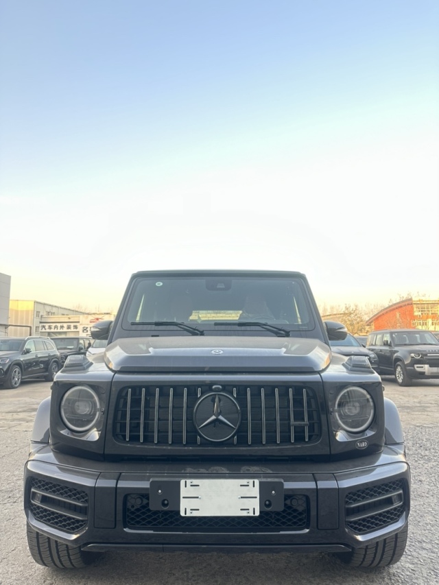 2024款奔驰G63AMG加版配置报价 复古SUV酬宾惠