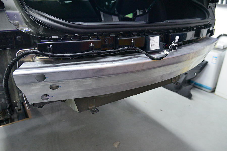 购乌尼莫克美版享23万优惠