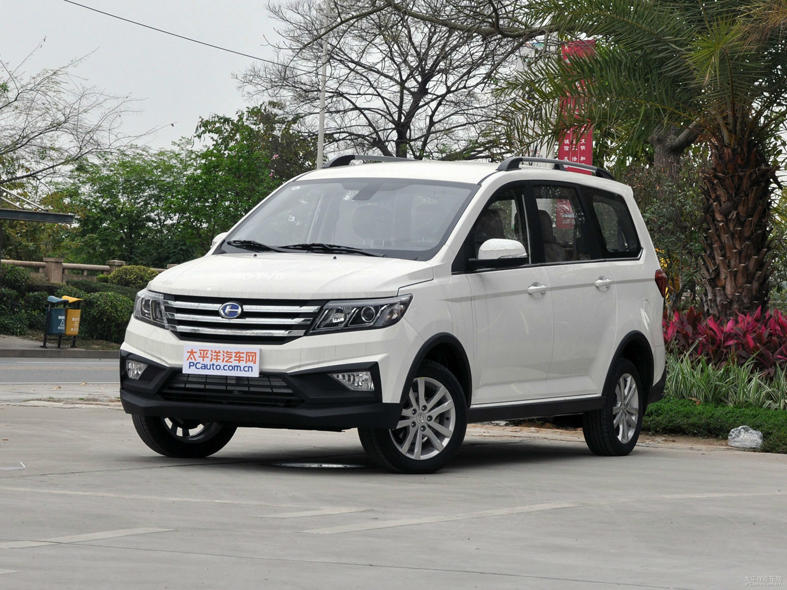 成都新海狮X30L CNG优惠0.30万 最低仅售5.39万