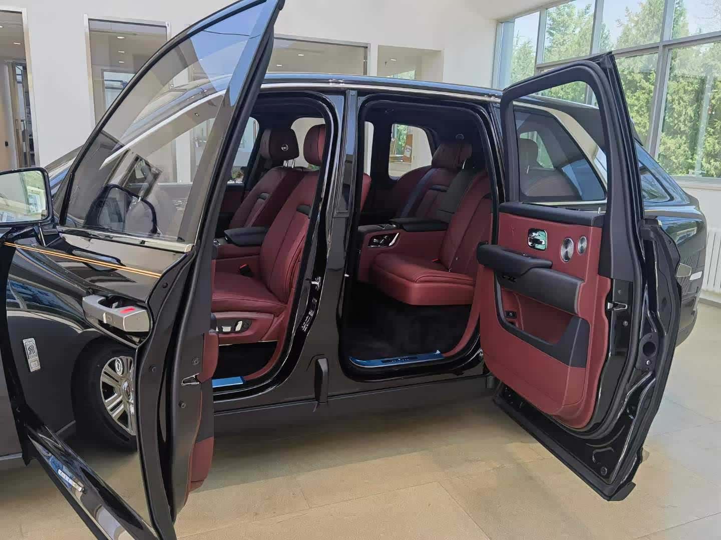 劳斯莱斯库里南部分车型优惠67万 仅626万可入手