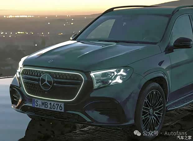 发光格栅 全新灯组造型 新款奔驰GLS造型提前曝光
